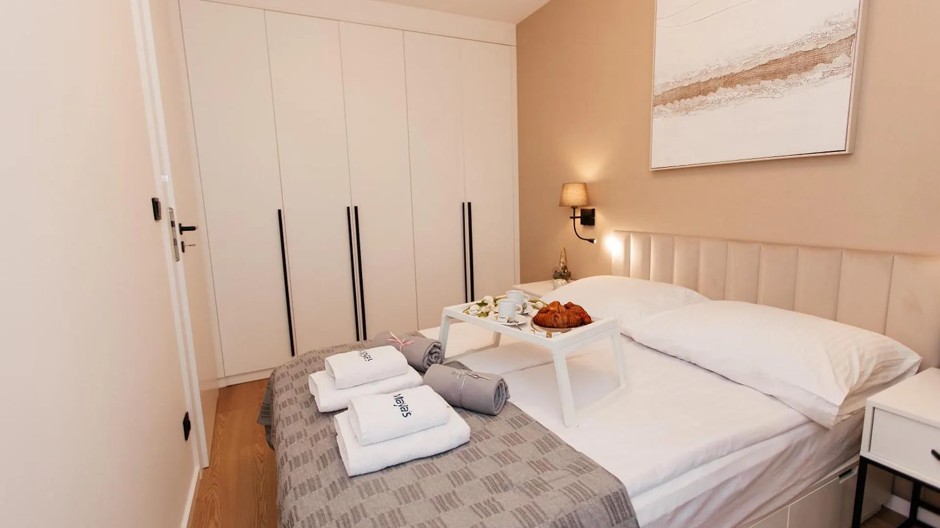 Maya'S Flats & Resorts 53 - Walowa 40, Gdańsk Appartement